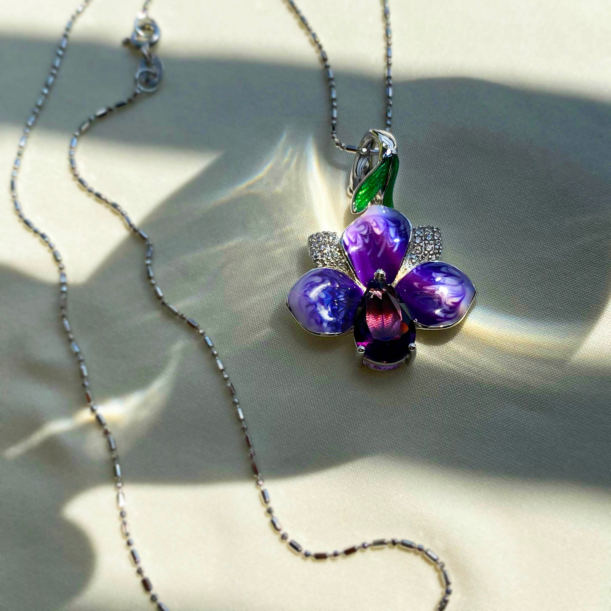 Hibiscus Syriacus Ultramarine Enamel Zirconia Sterling Silver Necklace