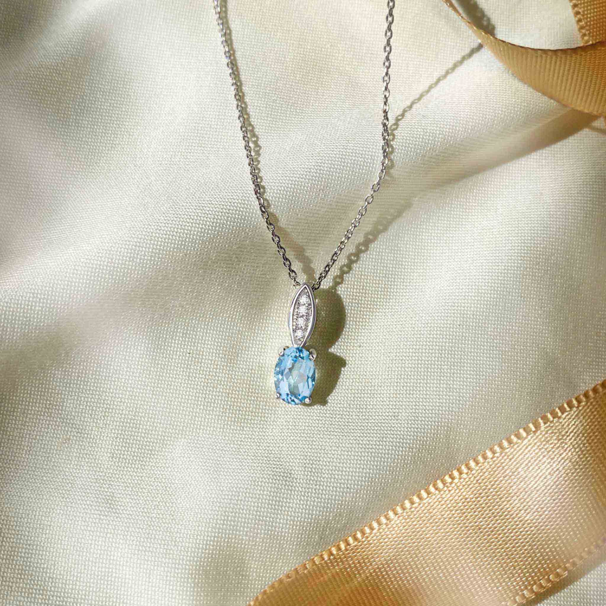 Elegant Casual Natural Swiss Blue Topaz Sterling Silver Minimalist Necklace