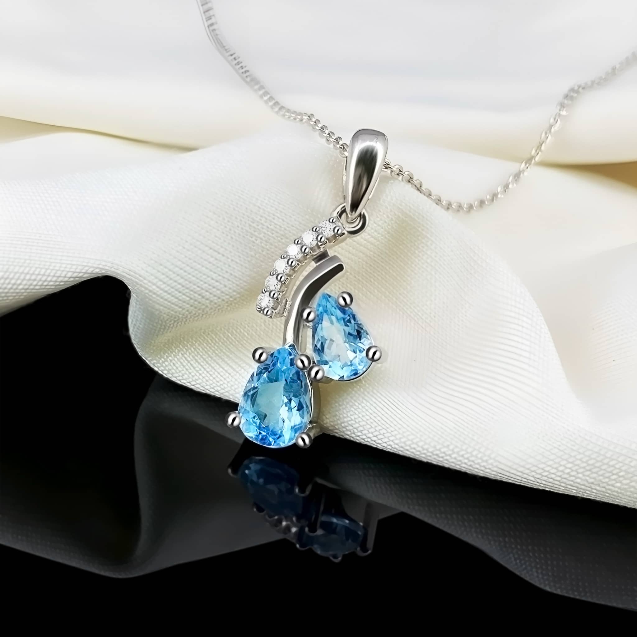 Casual Style Natural Pear Sky Blue Topaz Sterling Silver Necklace